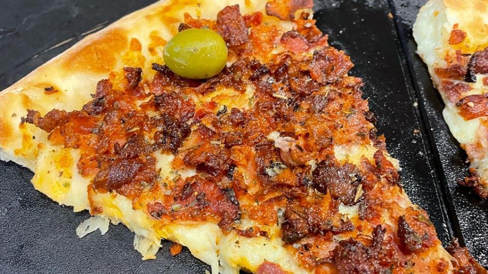 Bacon Santa Pizza Dourados
